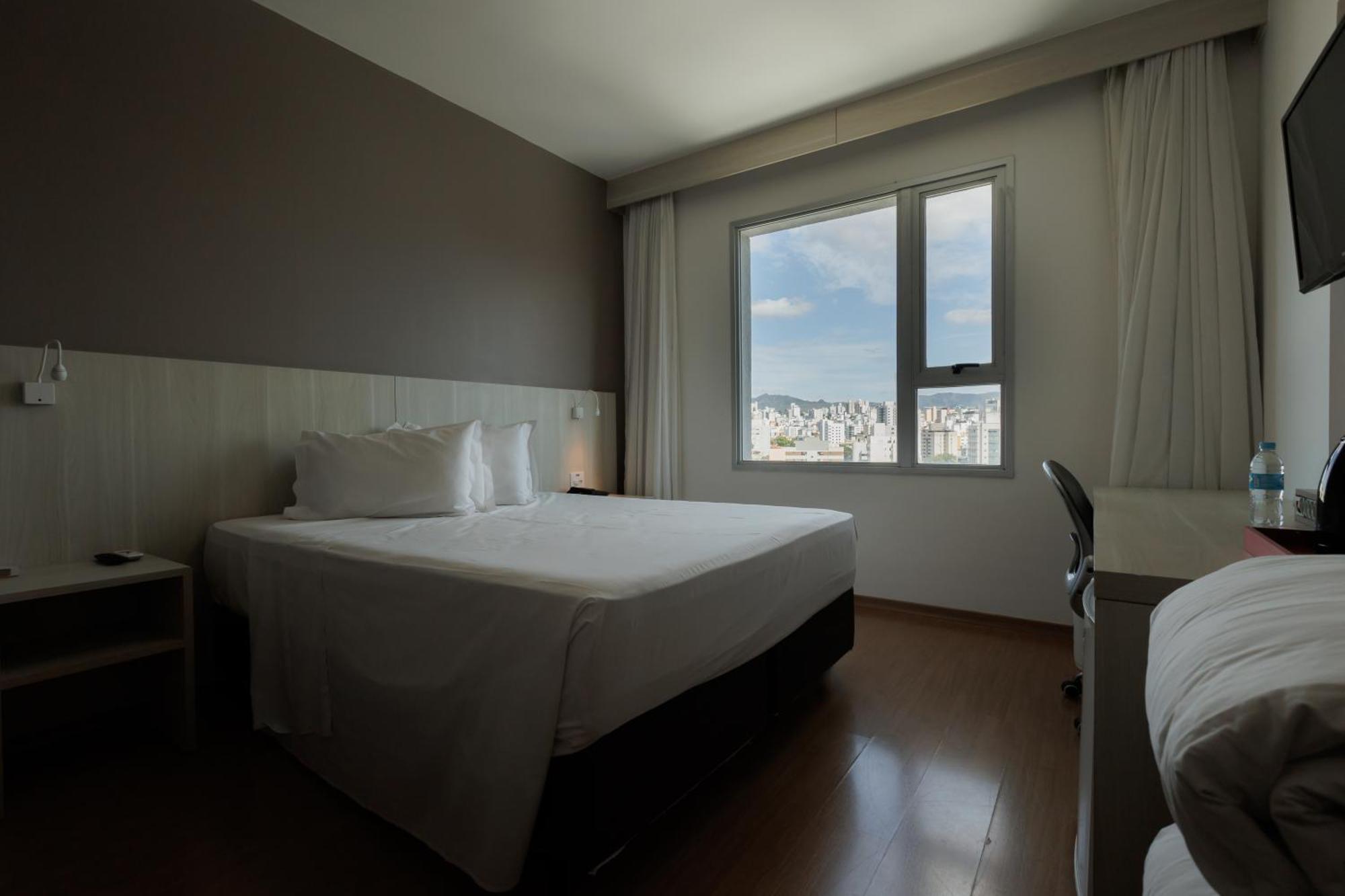 Esuites Belo Horizonte Minascasa Exteriör bild